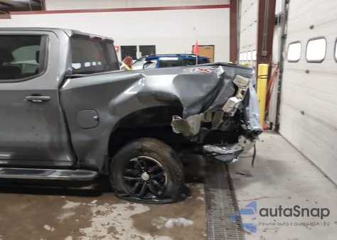 2021 Chevrolet Silverado 1500 4Wd Short Bed Lt With 2Fl z USA, uszkodzony, nr VIN 3GCPYJEK8MG362103